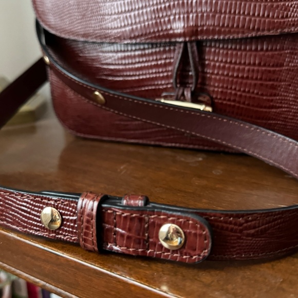 Sézane Milo embossed leather bag - Picture 3 of 8